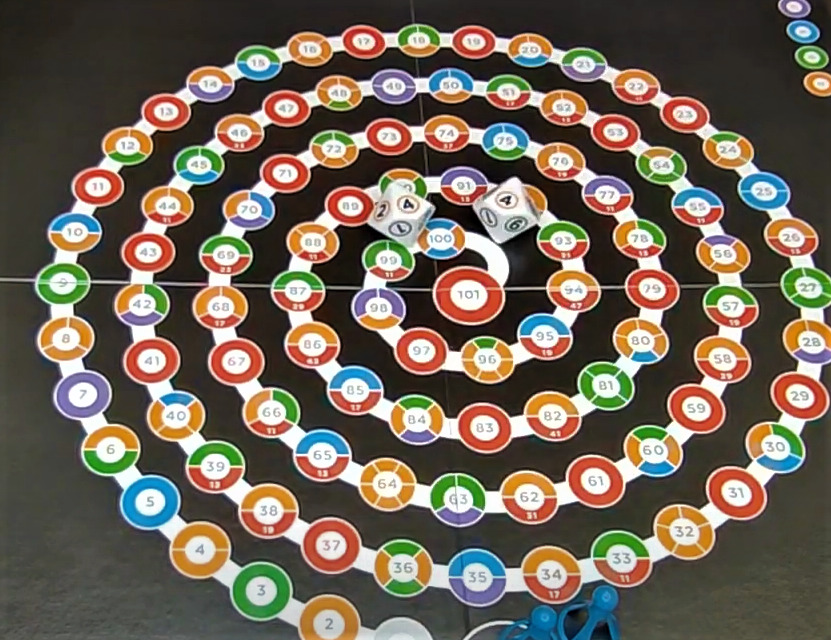 picture of prime climb board showing dice, board and pieces